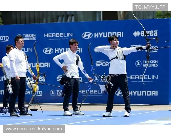 西班牙反曲弓男队在上海世界杯中获得第四名,男子反曲弓团体赛 西班牙反曲弓男队在上海世界杯中获得第四名,男子反曲弓团体赛