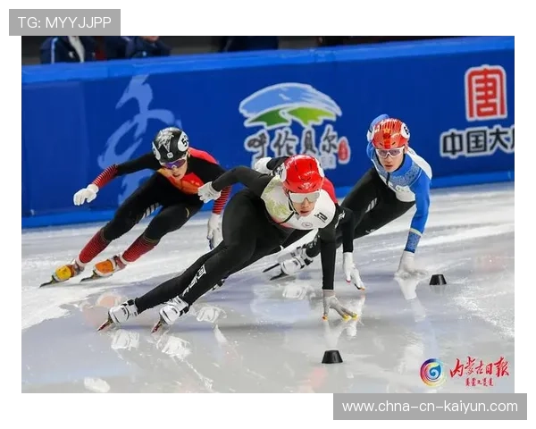 国际短道速滑青训营强化力量与柔韧并重，短道速滑青年队