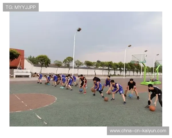 棒球青训营开展暑期守备与投球强化训练营，棒球培训班在哪报名
